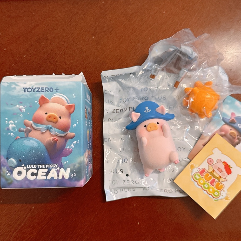 Lulu the Piggy Ocean Series Blind Box - Captain Figure